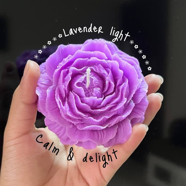 Classic Floral Soy Candle